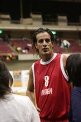 試合を終え、インタビューに応じるポルトガルのロペス。