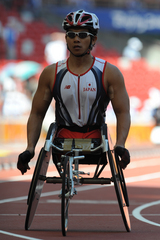 陸上 男子800m 予選(T54） 安岡チョーク