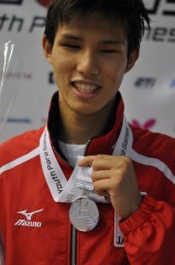 木村選手、50m自由形を終えた銀メダル （PID: 002954）