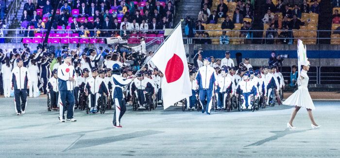 開会式の日本選手団入場行進