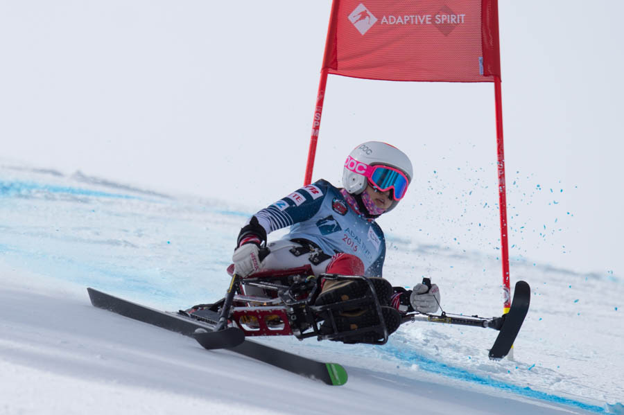 スーパーＧ女子座位3位の村岡桃佳選手　写真：堀切功