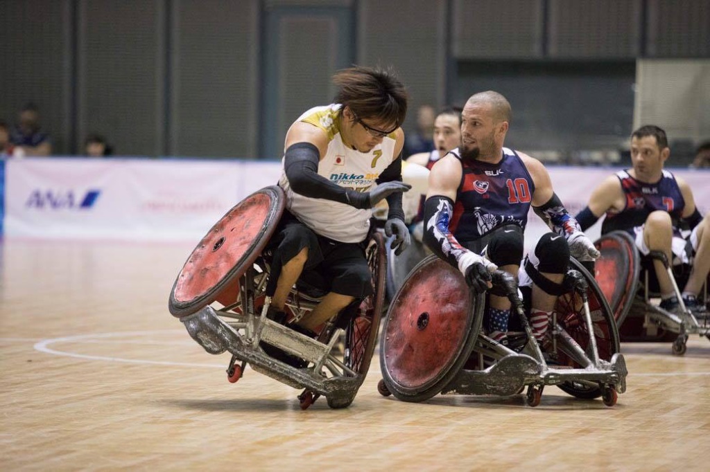 ３位決定戦で日本はアメリカと対戦した。池崎大輔（3.0）のタックル　写真・藤井理仁