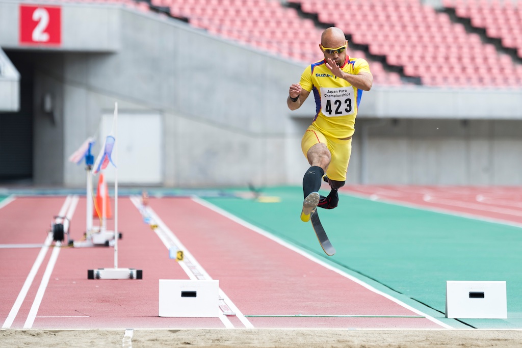 男子走幅跳・T42　山本篤6m49（-0.4）大会新記録　写真・山下元気