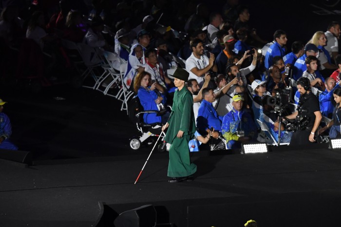 視覚に頼らない東京の街を表現した檜山晃さん 写真・西川隼矢