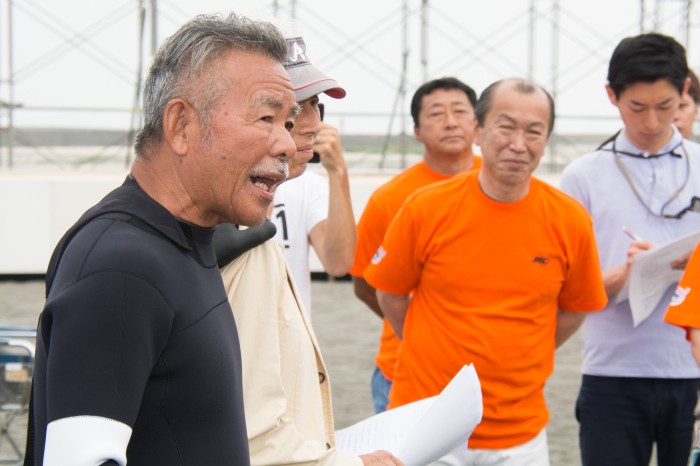 開会前の挨拶を行う阿出川輝雄・ＪＡＳＯ代表理事　（写真・大石智久）