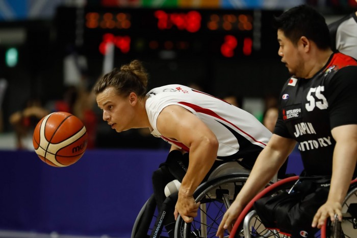 大会２日目（６月９日）カナダＶＳ日本戦。カナダ、ニク・ゴンシン（4番・４.５点）　写真・水口之孝