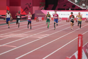8月30日、男子100mT44,62,64クラスのレース　写真・吉村もと