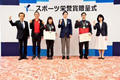 デフリンピック2人のメダリストが横浜市スポーツ栄誉賞受賞。