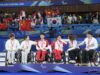 車いすカーリングの新種目、混合ダブルスの表彰式。金メダルは中国ペアが手にした。写真・中村 Manto 真人