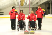 2010年バンクーバー大会以来16年ぶりのパラリンピック出場となった車いすカーリングの日本勢（筆者撮影）