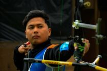 弓を構え、的を見据えるティカ・ラム・ガレー
(写真・本人提供)